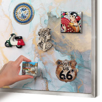 Decoratief metalen magneetbord in een zilveren lijst Pastelvormen