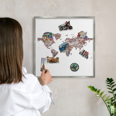 Decoratief metalen magneetbord in een zilveren lijst Baksteenwereld