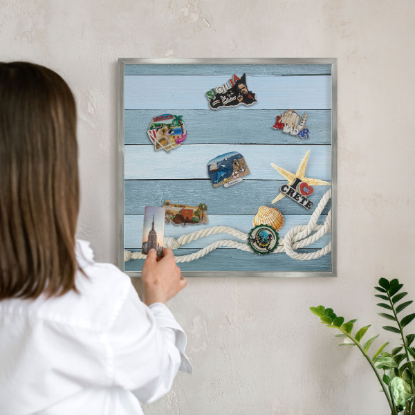 Magneetbord voor souvenir magneten met zilveren lijst Maritiem klimaat