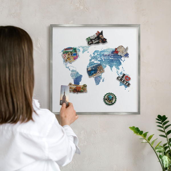 Decoratief metalen magneetbord in een zilveren lijst Aquarelkaart