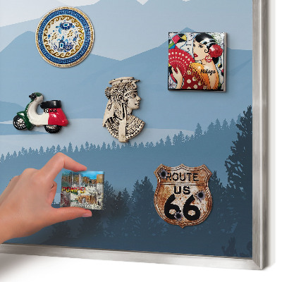 Decoratief metalen magneetbord in een zilveren lijst Berg harmonie