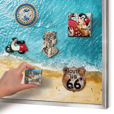 Decoratief metalen magneetbord in een zilveren lijst Zee en strand