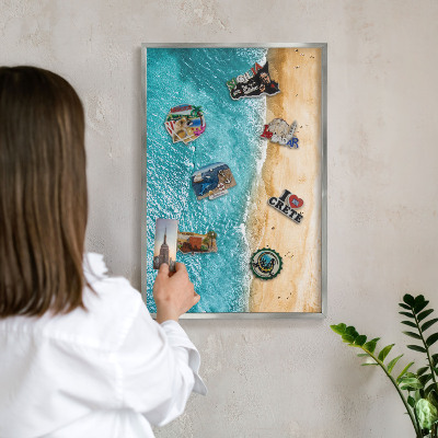 Decoratief metalen magneetbord in een zilveren lijst Zee en strand