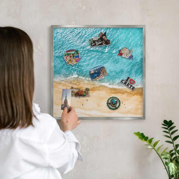 Decoratief metalen magneetbord in een zilveren lijst Zee en strand