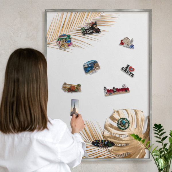 Magneetbord voor souvenir magneten met zilveren lijst Elegante bladeren