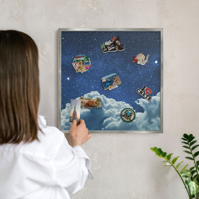 Decoratief metalen magneetbord in een zilveren lijst Kosmische nacht
