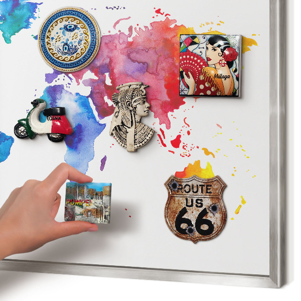 Magneetbord voor souvenir magneten met zilveren lijst Kleurenkaart