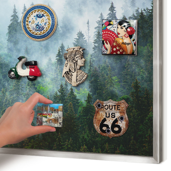Decoratief metalen magneetbord in een zilveren lijst Mysterieus bos