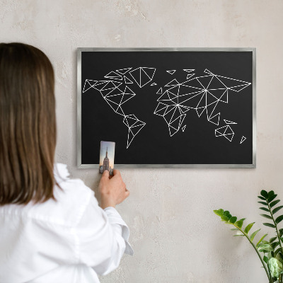 Decoratief metalen magneetbord in een zilveren lijst Wereldkaart