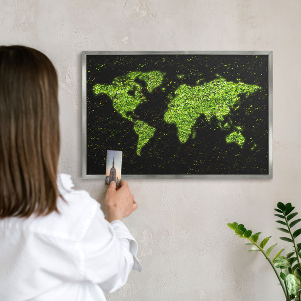Decoratief metalen magneetbord in een zilveren lijst Groene kaart