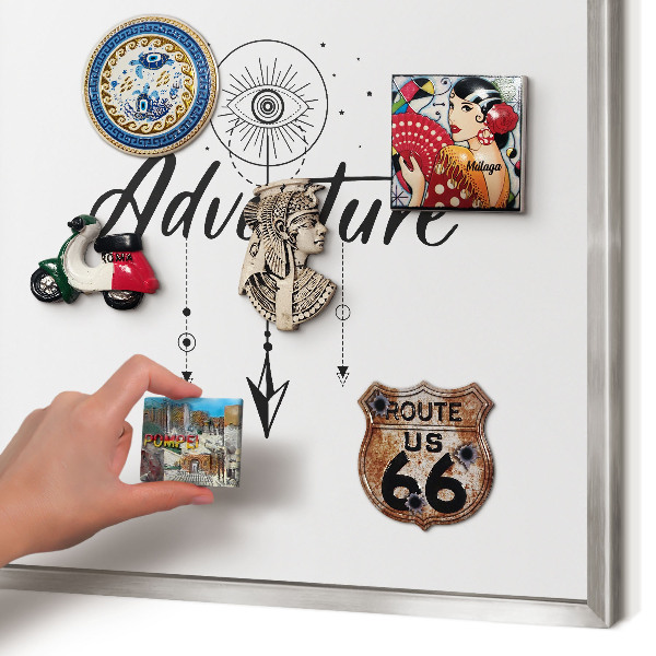 Decoratief metalen magneetbord in een zilveren lijst Avontuurthema