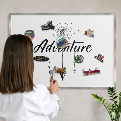 Decoratief metalen magneetbord in een zilveren lijst Avontuurthema