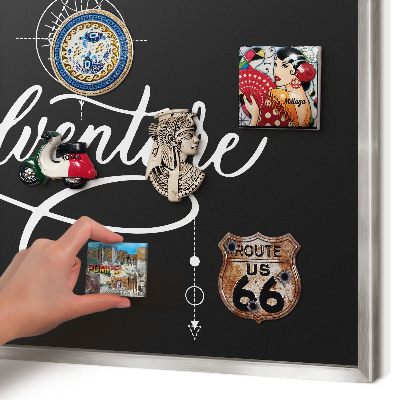 Magneetbord voor souvenir magneten met zilveren lijst Reisinspiratie