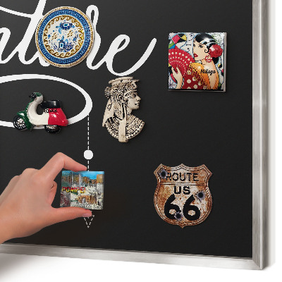 Magneetbord voor souvenir magneten met zilveren lijst Reisinspiratie