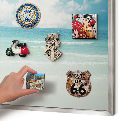 Magneetbord voor souvenir magneten met zilveren lijst Maritieme harmonie