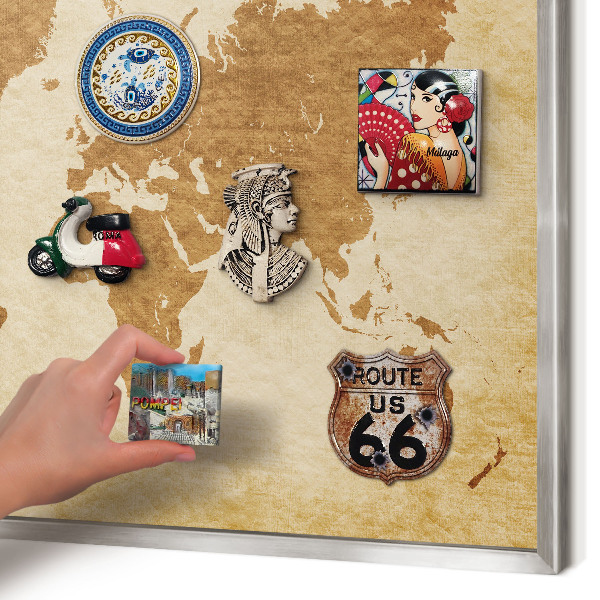Magneetbord voor souvenir magneten met zilveren lijst Vintage kaart