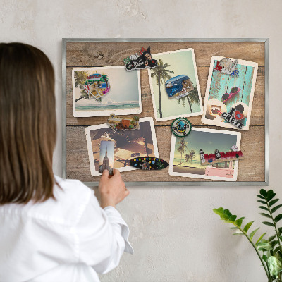 Magneetbord voor souvenir magneten met zilveren lijst Vakantienostalgie