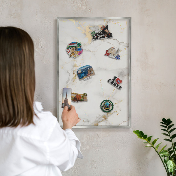 Magneetbord voor souvenir magneten met zilveren lijst Verfijnde elegantie