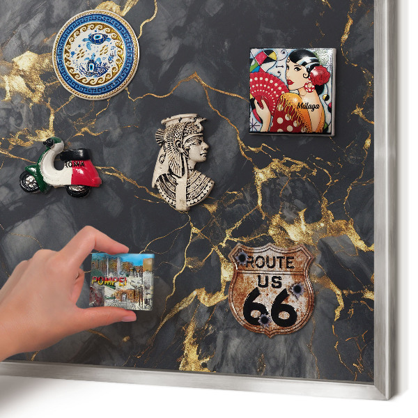 Decoratief metalen magneetbord in een zilveren lijst Fijne aderen