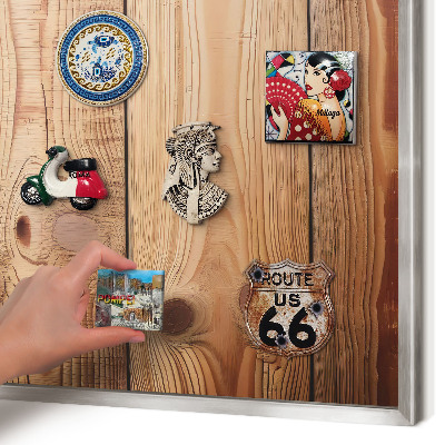 Magneetbord voor souvenir magneten met zilveren lijst Houten planken