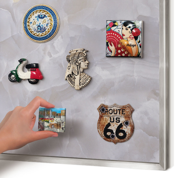 Magneetbord voor souvenir magneten met zilveren lijst Grijze elegantie