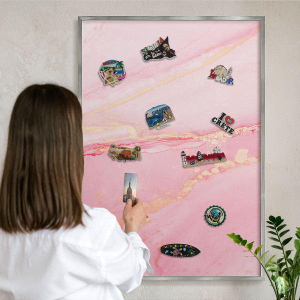 Magneetbord voor souvenir magneten met zilveren lijst Roze elegantie