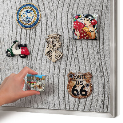 Decoratief metalen magneetbord in een zilveren lijst Grijze golven