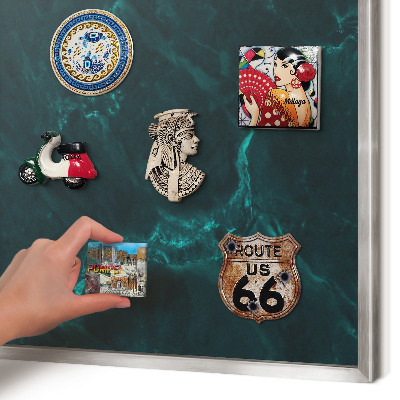 Magneetbord voor souvenir magneten met zilveren lijst Groene diepte