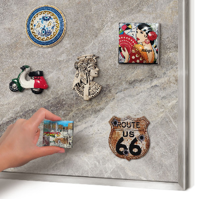 Decoratief metalen magneetbord in een zilveren lijst Steenstructuur