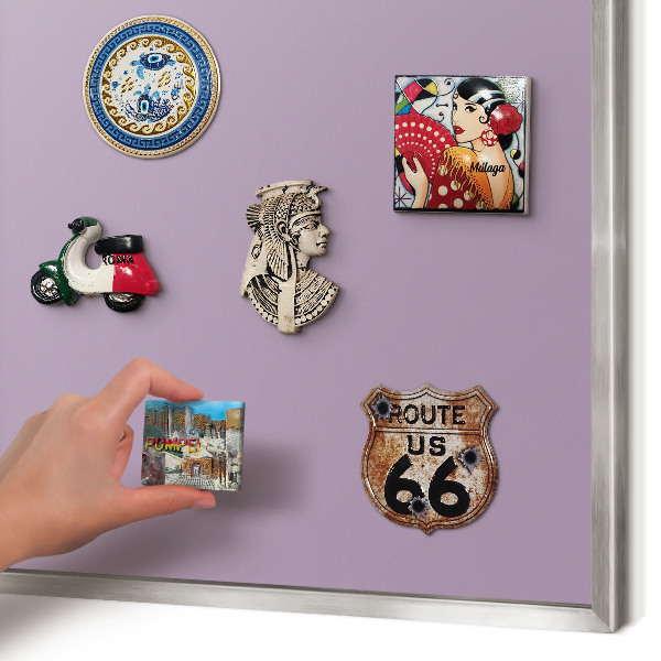 Decoratief metalen magneetbord in een zilveren lijst Lila paars