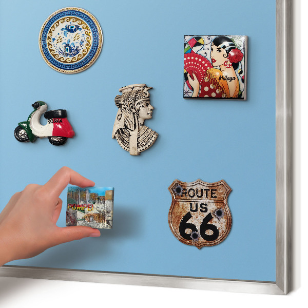 Magneetbord voor souvenir magneten met zilveren lijst Blauwe kleur