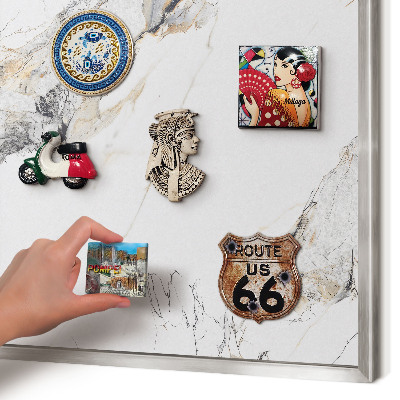 Decoratief metalen magneetbord in een zilveren lijst Marmereffect