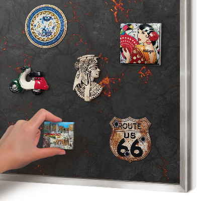 Magneetbord voor souvenir magneten met zilveren lijst Vulkanische lava