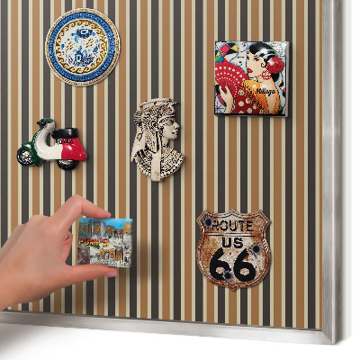 Decoratief metalen magneetbord in een zilveren lijst Geometrisch patroon