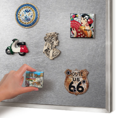 Magneetbord voor souvenir magneten met zilveren lijst Metaalachtig oppervlak