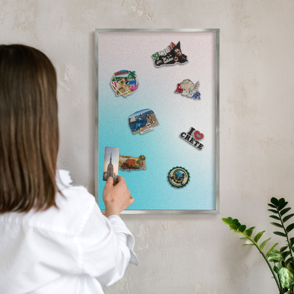 Magneetbord voor souvenir magneten met zilveren lijst Pastel abstractie