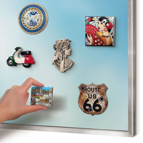Decoratief metalen magneetbord in een zilveren lijst Blauwe lucht