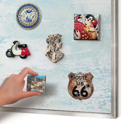 Magneetbord voor souvenir magneten met zilveren lijst Pastelkleurige schaafwonden