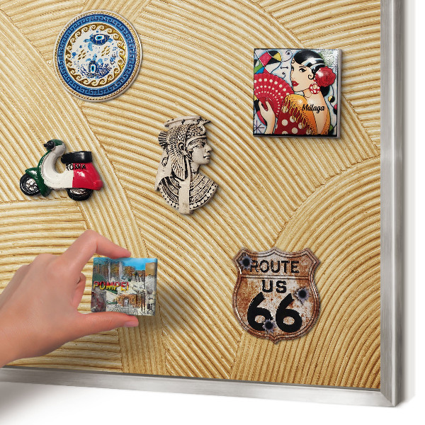 Decoratief metalen magneetbord in een zilveren lijst Structurele lijnen