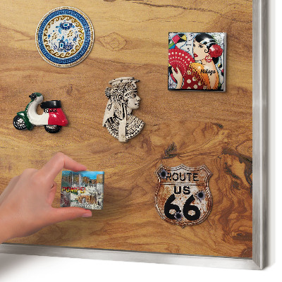 Decoratief metalen magneetbord in een zilveren lijst Natuurlijk hout