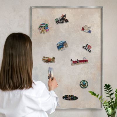 Magneetbord voor souvenir magneten met zilveren lijst Neutrale achtergrond