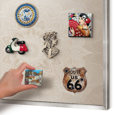Decoratief metalen magneetbord in een zilveren lijst Mandala-patroon