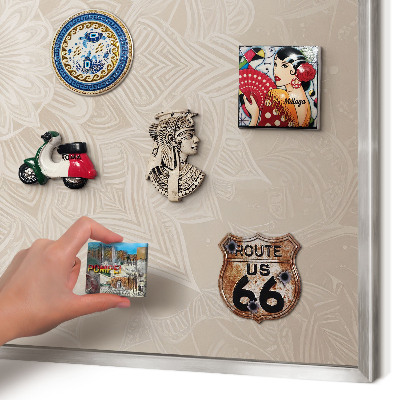 Decoratief metalen magneetbord in een zilveren lijst Mandala-patroon