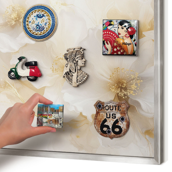 Magneetbord voor souvenir magneten met zilveren lijst Pastelkleurige bloemen