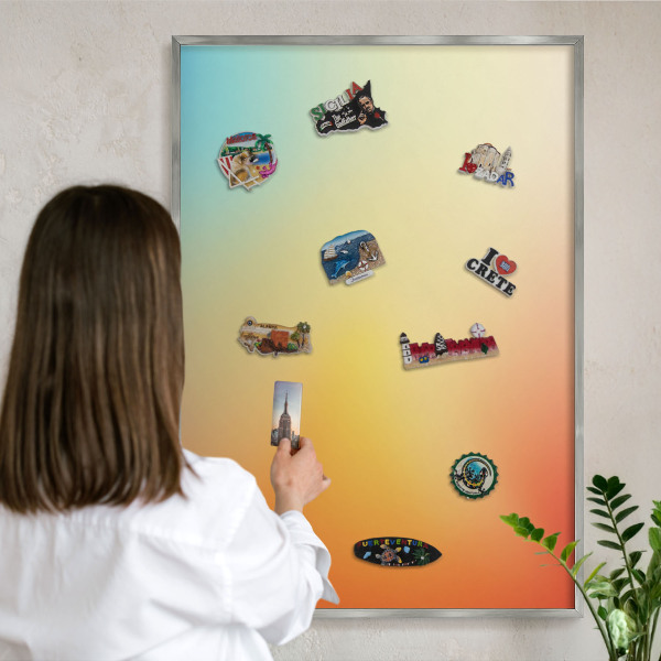 Decoratief metalen magneetbord in een zilveren lijst Kleurovergang