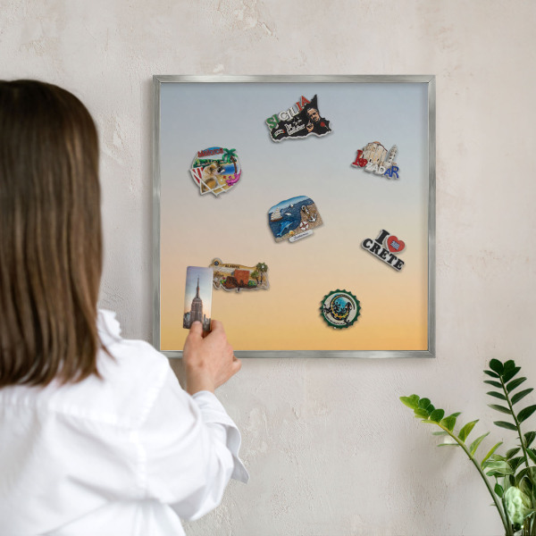 Magneetbord voor souvenir magneten met zilveren lijst Pastelkleurige overgang