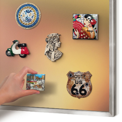 Decoratief metalen magneetbord in een zilveren lijst Kleurrijke gloed