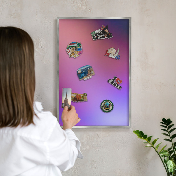 Decoratief metalen magneetbord in een zilveren lijst Kleuren van harmonie