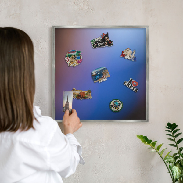Magneetbord voor souvenir magneten met zilveren lijst Kleuren van Balans