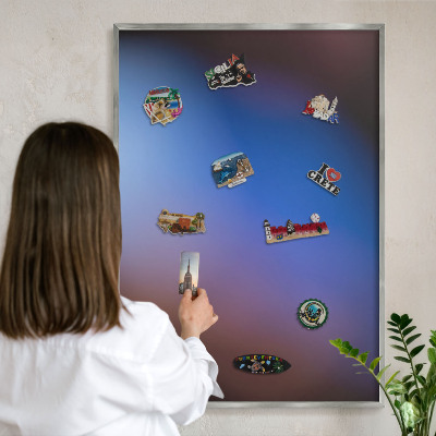 Magneetbord voor souvenir magneten met zilveren lijst Kleuren van Balans
